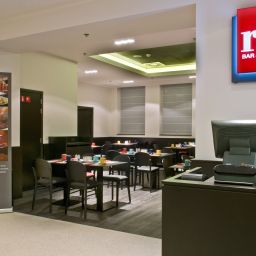 Зал для завтрака Park Inn By Radisson Brussels Midi Fotos