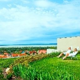 Exterior view Zenit Balaton Fotos