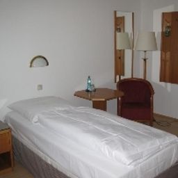 Chambre Gästehaus Bavaria Fotos