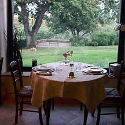 Breakfast room within restaurant Locanda Ilune Luxury Farmhouse Fotos
