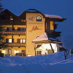 Exterior view Alpenresidenz Adler Fotos