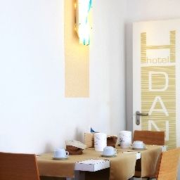 Sala de desayuno Dante Fotos