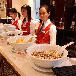 Frühstücksraum im Restaurant NamNgu Hotel Fotos