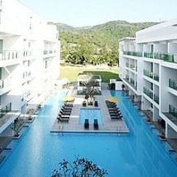 Pool The Old Phuket - Karon Beach Resort Fotos