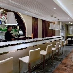 Bar Centro Al Manhal Abu Dhabi Fotos