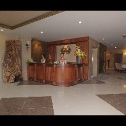 Recepción White Lion Hotel Fotos