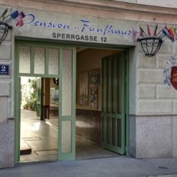  Pension Fünfhaus Fotos