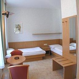 Chambre Pension Fünfhaus Fotos