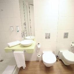 Bathroom Platinum Palace Apartments Fotos