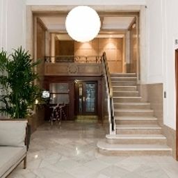 Hall Eric Vökel Gran Vía Suites Fotos