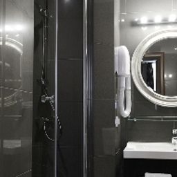 Bathroom Martin Fotos