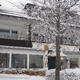 Exterior view Berghaus Neuastenberg Fotos