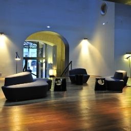 Hall Alma Fotos