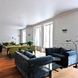 Salle de séminaires Alma Fotos