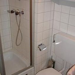 Cuarto de baño Studentenheim Bodenkultur Fotos