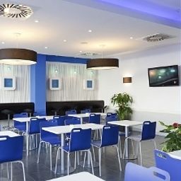 Breakfast room Ibis budget Ulm City Fotos