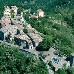 Vista esterna La Rocca dei Malatesta Albergo Ristorante Fotos