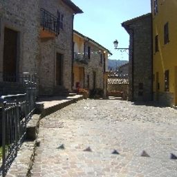 Vista esterna La Rocca dei Malatesta Albergo Ristorante Fotos