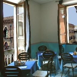 Sala de desayuno Le Tre Stelle Fotos