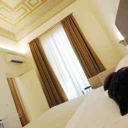 Suite TownHouse Cavour B&B Deluxe Fotos