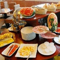 Buffet May De Ville Legend Hotel Fotos