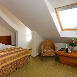 Zimmer Pensiunea Palazzo Fotos