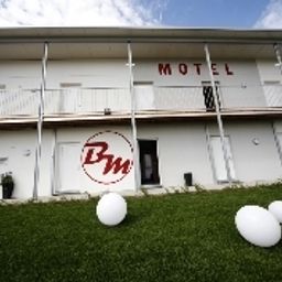 Widok zewnętrzny Bernstein-Motel Fotos