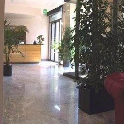 Vista all'interno EuroHotel Fotos