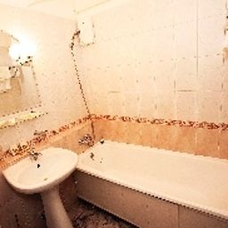 Bathroom Na Krasnoy Presne Fotos