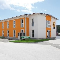 Exterior view Fair-Price Fotos