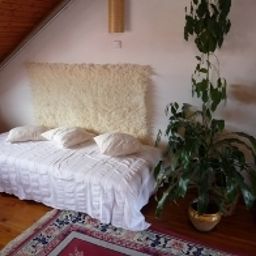 Zimmer Romantyczne poddasze Fotos