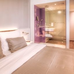 Pokój typu junior suite Rilano 24/7 Hotel München City Fotos
