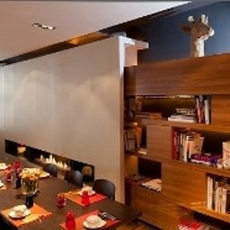 Sala śniadaniowa Fred Fotos