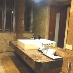 Badezimmer Vista Hotel Hanoi Fotos