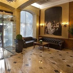 Hall Alexandrovskiy Fotos