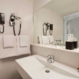 Cuarto de baño Wyndham (ex Grand City Airport Hotel Stuttgart Messe) Fotos