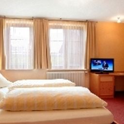  Gasthof zum Löwen Fotos