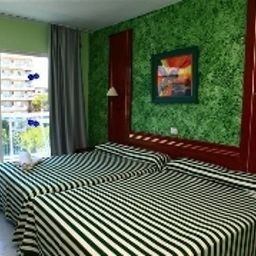 Zimmer mit Terrasse Villa Dorada Fotos