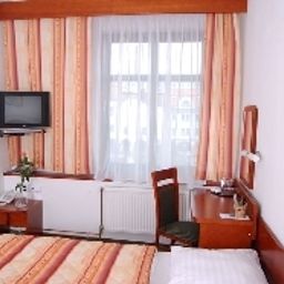  Lužan Fotos