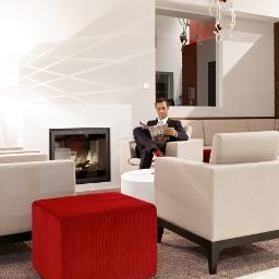 Холл Ramada Innsbruck Tivoli Fotos