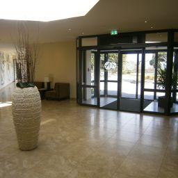 Холл l'Arrivée HOTEL & SPA Fotos
