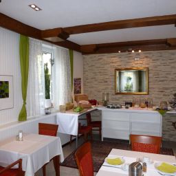Buffet Landhaus Luise Fly in & sleep Fotos