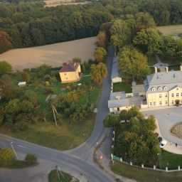 Außenansicht Pałac Kotulińskich Fotos