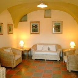 Интерьер Corte Fiorita Albergo Diffuso Fotos