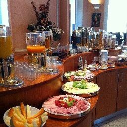 Buffet Kral Residenz Fotos