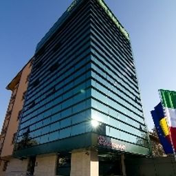  West Plaza Fotos