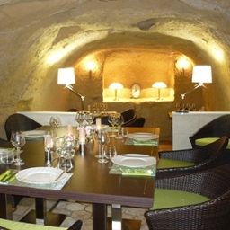 Sala de reuniones Le XII de Luynes Fotos