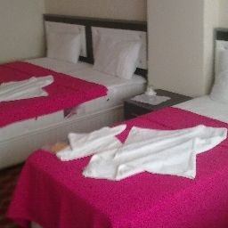 Room Madi Hotel Van Fotos