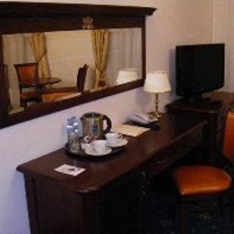 Zimmer Royal Hotel Fotos