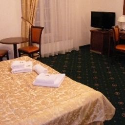 Zimmer Royal Hotel Fotos